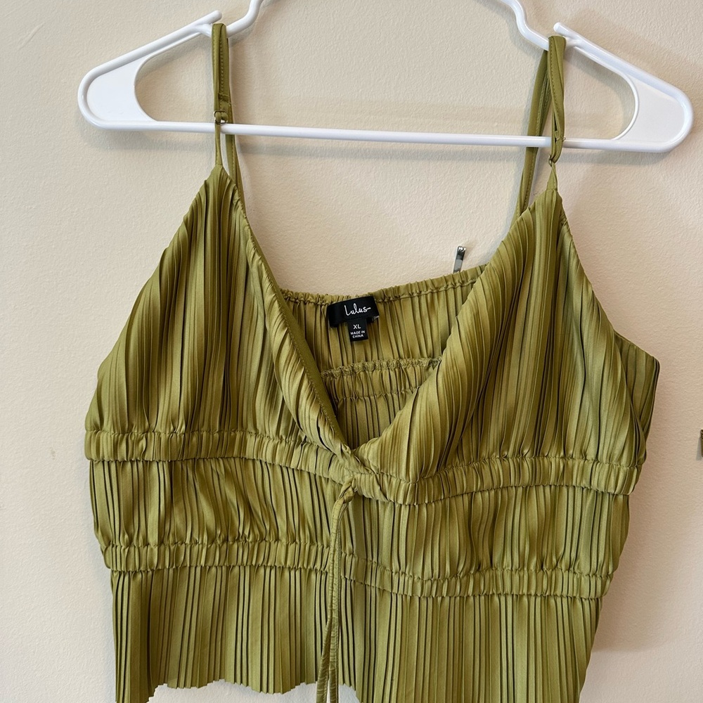 Lulu’s matching green set - Picture 2 of 4